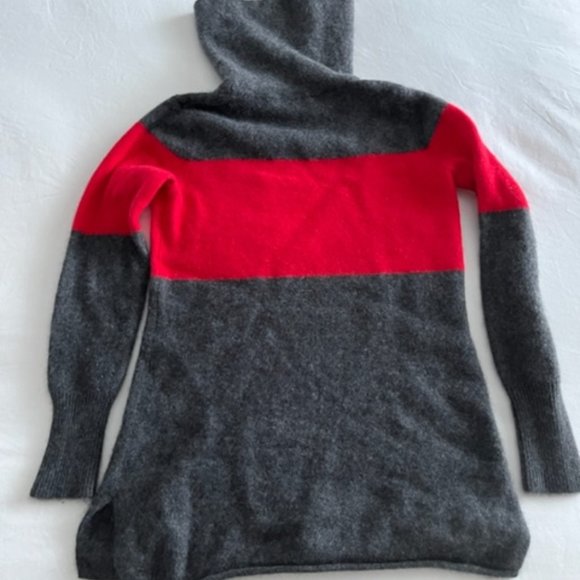 Athleta 100% Cashmere Stripe Turtleneck Sweater - Picture 3 of 7
